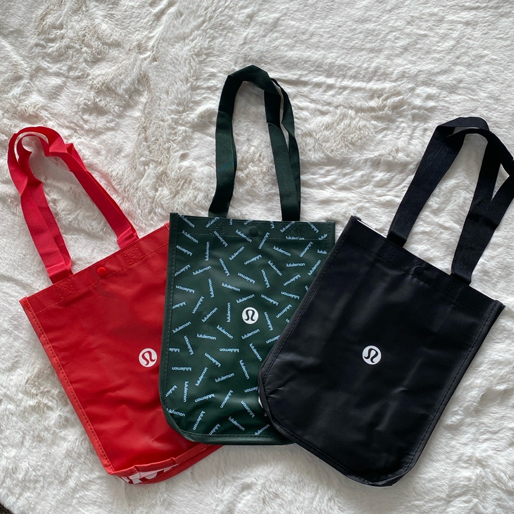 lululemon athletica Red and Green,Tote Bags